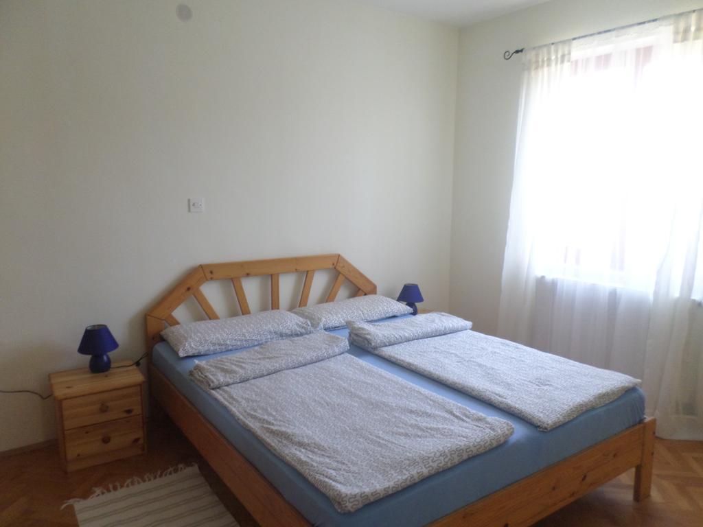 שטיניאן Apartment Jana מראה חיצוני תמונה